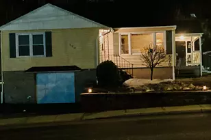 570 Chase Ave, Waterbury, CT 06704 - Photo 3