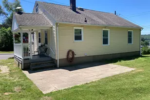 570 Chase Ave, Waterbury, CT 06704 - Photo 5