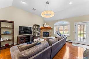 192 N Georges Hill Rd, Southbury, CT 06488 - Photo 9