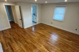 35 Knapps Hwy, Fairfield, CT 06825 - Photo 11