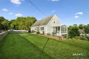 35 Knapps Hwy, Fairfield, CT 06825 - Photo 3