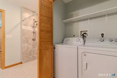 21 Chestnut Road, Newington, CT 06111 - Photo 17