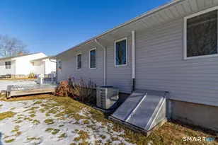 21 Chestnut Rd, Newington, CT 06111 - Photo 31