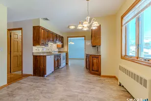 21 Chestnut Rd, Newington, CT 06111 - Photo 7