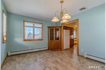 21 Chestnut Road, Newington, CT 06111 - Photo 11