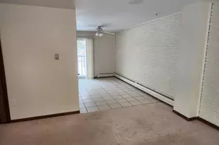 83 Churchill Way, Newington, CT 06111 - Photo 5