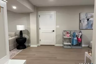 74 Soundview Ave, Fairfield, CT 06825 - Photo 17