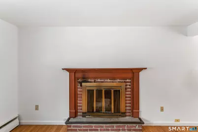 26 Appleblossom Lane, Newtown, CT 06470 - Photo 7