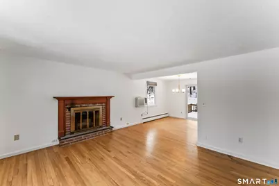 26 Appleblossom Lane, Newtown, CT 06470 - Photo 5