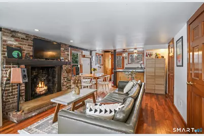 7 Peaceable Street, Redding, CT 06896 - Photo 3