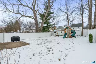 22 Ballard Dr, West Hartford, CT 06119 - Photo 37