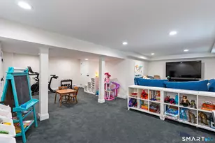 22 Ballard Dr, West Hartford, CT 06119 - Photo 31