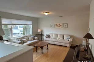 18 Kristen Ct, East Haven, CT 06513 - Photo 3