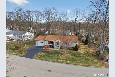 10 Wyndwood Road, Montville, CT 06382 - Photo 5