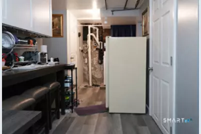 30-32 Pacific Street, Bridgeport, CT 06604 - Photo 15