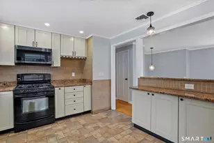 25 Fairchild Rd, Stratford, CT 06614 - Photo 11