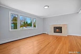 25 Fairchild Rd, Stratford, CT 06614 - Photo 3