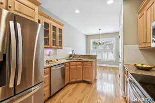 92 Bradford Walk, Farmington, CT 06032 - Photo 13