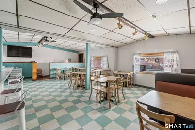 1622 Thomaston Avenue, Waterbury, CT 06704 - Photo 5