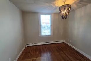 214 Broadway, Norwich, CT 06360 - Photo 7