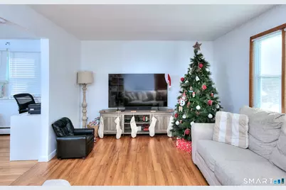 156 Garden Drive, Bridgeport, CT 06606 - Photo 3