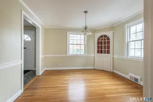 5 Lawler Rd, West Hartford, CT 06117 - Photo 9