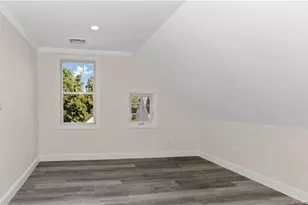 207 West Ave, Darien, CT 06820 - Photo 13