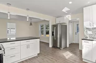 207 West Ave, Darien, CT 06820 - Photo 9