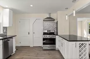 207 West Ave, Darien, CT 06820 - Photo 7