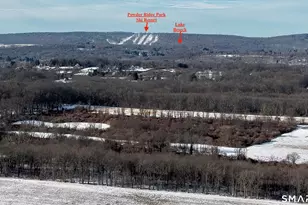 672 Laurel Grove Rd, Middletown, CT 06457 - Photo 3