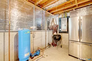 672 Laurel Grove Rd, Middletown, CT 06457 - Photo 33