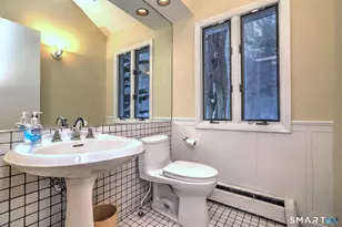 54 Tumblebrook Rd, Woodbridge, CT 06525 - Photo 15