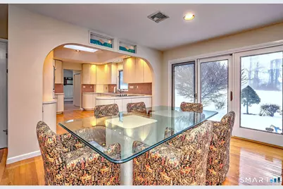 54 Tumblebrook Road, Woodbridge, CT 06525 - Photo 3