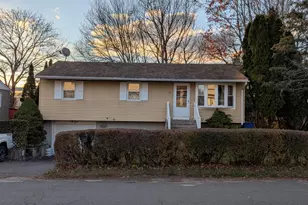 45 Fieldstream Dr, Waterbury, CT 06704 - Photo 1