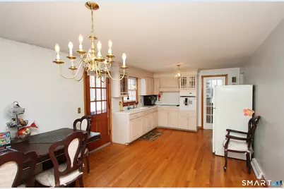 384 Middletown Avenue, North Haven, CT 06473 - Photo 13