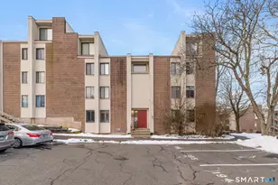 199 Burgundy Hill Ln, Middletown, CT 06457 - Photo 1