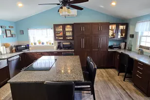 173 Rockwell Ave, Plainville, CT 06062 - Photo 3