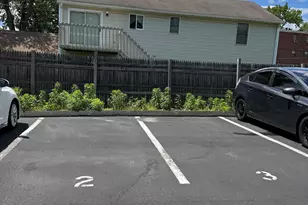 90 Kibbe St, Hartford, CT 06106 - Photo 11