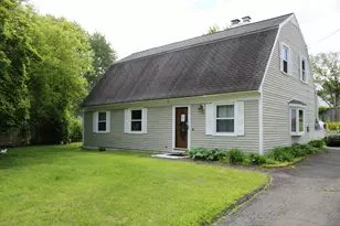 30 Grove Pl, Danbury, CT 06810 - Photo 7