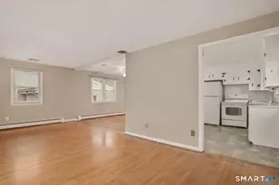 732 Tunxis Hill Rd, Fairfield, CT 06825 - Photo 9