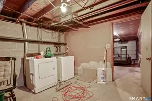 732 Tunxis Hill Rd, Fairfield, CT 06825 - Photo 19