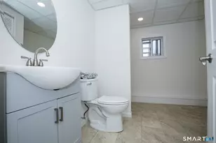 291 Cartpath Dr, Meriden, CT 06450 - Photo 25