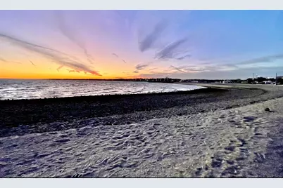 279 New Haven Avenue #APT E, Milford, CT 06460 - Photo 21