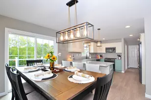 34 W River Rd, East Windsor, CT 06088 - Photo 11