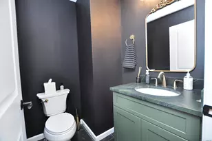 34 W River Rd, East Windsor, CT 06088 - Photo 21