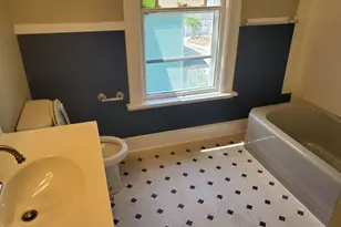 31 Bellevue St, Windham, CT 06226 - Photo 7