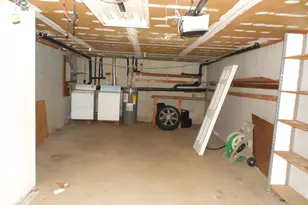 152 Lincoln St, Waterbury, CT 06710 - Photo 15