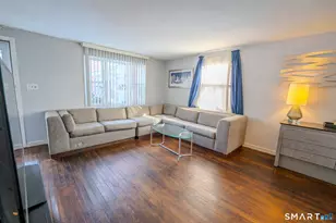 207 Franklin Rd, Hamden, CT 06517 - Photo 3