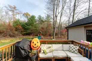 100 Squaw Rock Rd, Plainfield, CT 06354 - Photo 29