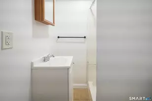 405 Wilson St, Waterbury, CT 06708 - Photo 5